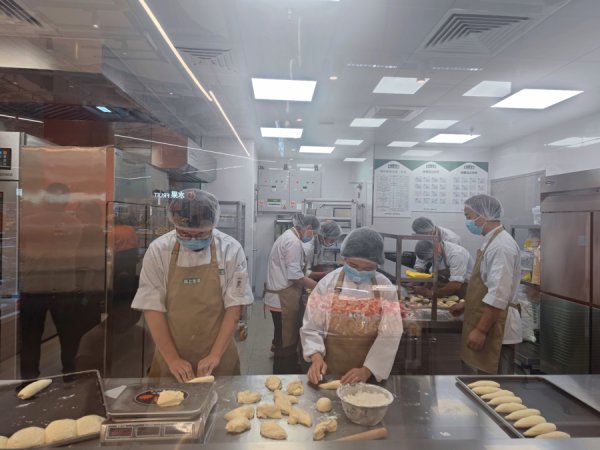 上海首店！家门口的生鲜超市上新，就在长宁这里……