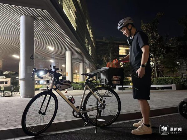 横跨三家大厂“搞钱”？95后大厂小伙放工兼职送外卖爆火